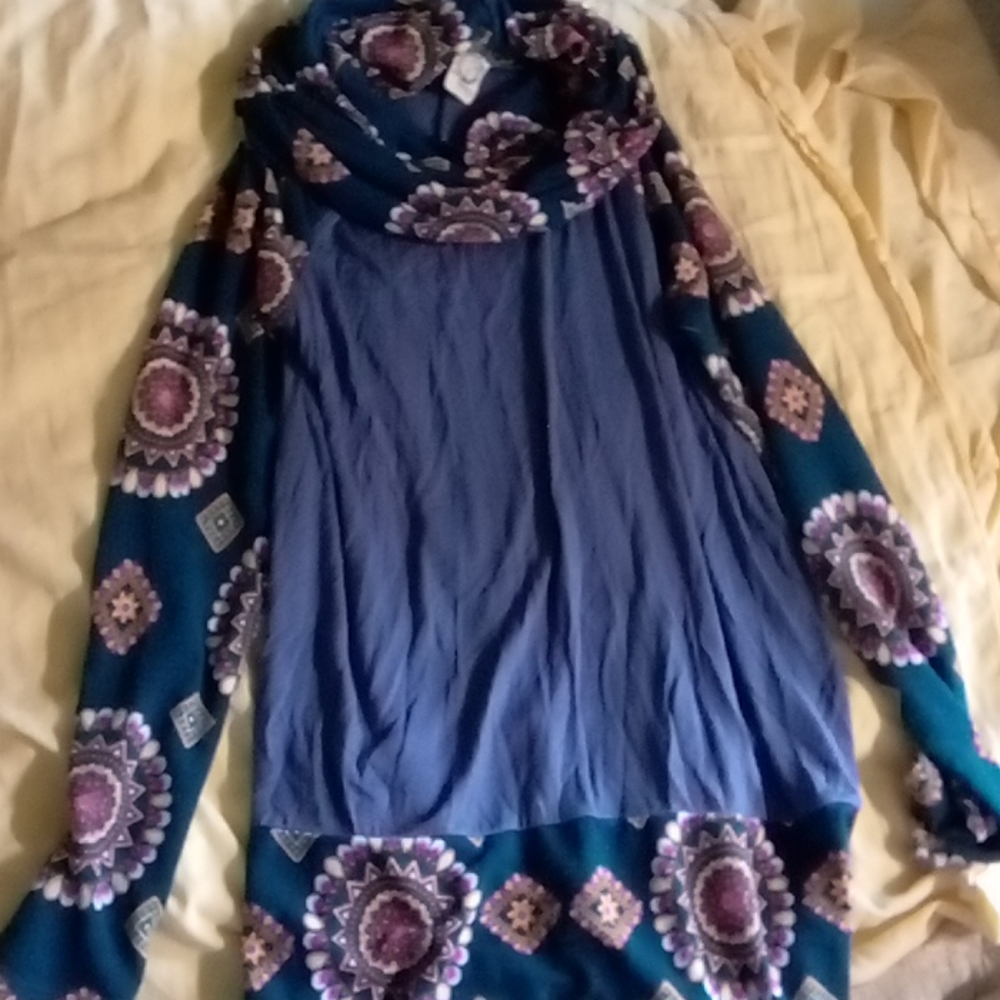 Tribal print top with baggy neck